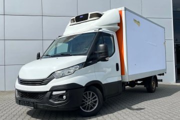 Chłodnia /winda /automat/ Webasto / Kamera cofania/ Podgrzewane fotele