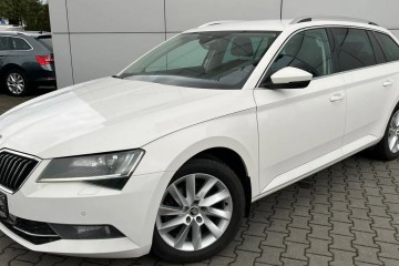 Skóra / Automat / Navi / Webasto / Hak / Parktronic / FV23%