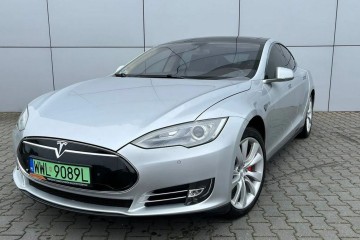 Darmowe ładowanie / Mały przebieg / Zadbana / Skóra / Kamera / Navi